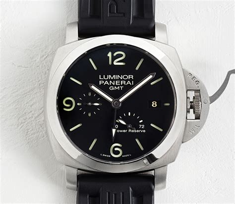 panerai luminor titanium fake|how to tell if panerai watch is real.